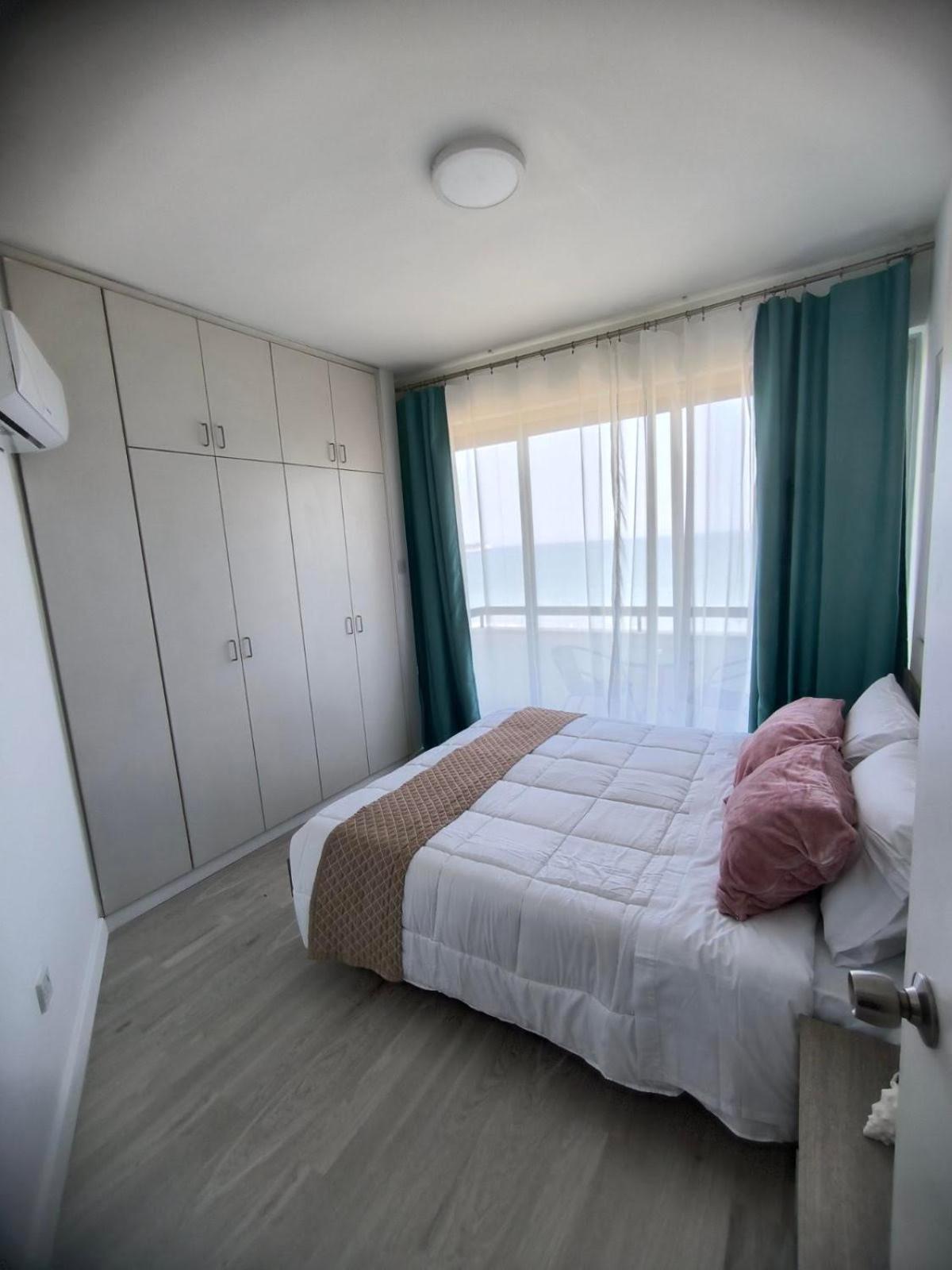 Sunorama Beach Garden - Seaview Larnaca Ngoại thất bức ảnh