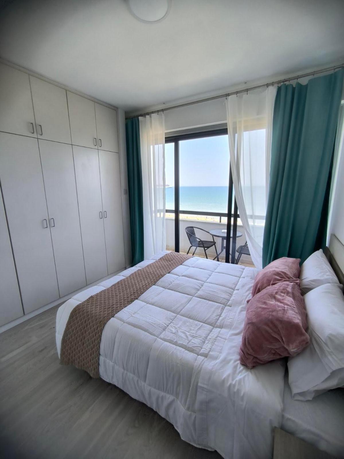 Sunorama Beach Garden - Seaview Larnaca Ngoại thất bức ảnh